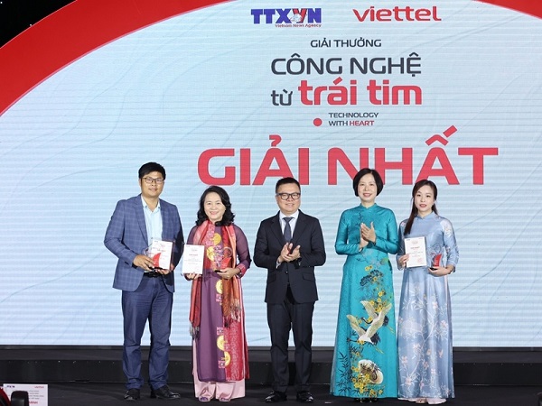 32 tác phẩm đoạt Giải thưởng “Công nghệ từ trái tim - Technology with heart”