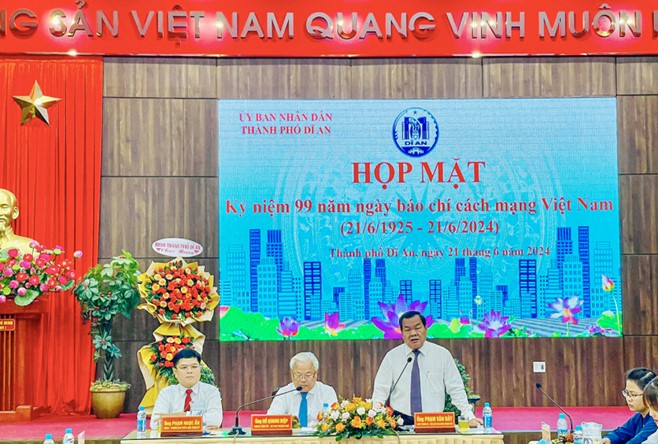 Tỉnh Bình Dương và Long An gặp gỡ phóng viên nhân dịp 99 năm ngày báo chí cách mạng Việt Nam