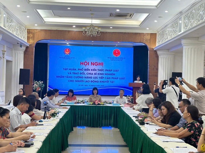Hội nghị tập huấn Phổ biến kiến thức pháp luật cho người lao động khuyết tật