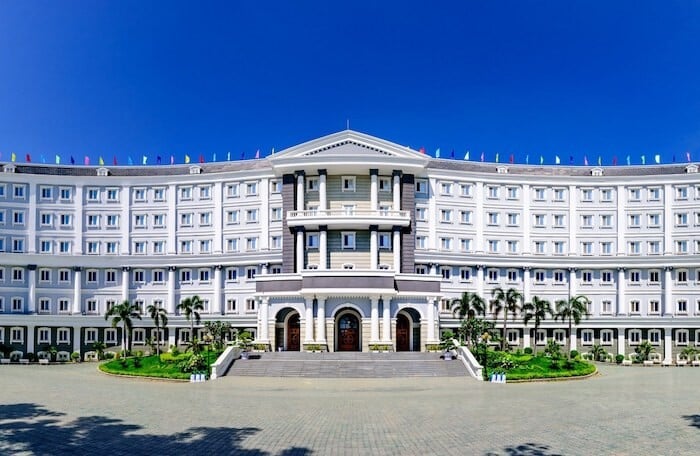 Hơn 1.400 học sinh cầu cứu để được đi học trước thềm năm học mới