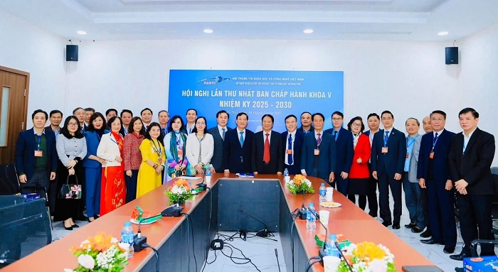 VAI TRÒ CỦA HỘI THÔNG TIN KHOA HỌC VÀ CÔNG NGHỆ VIỆT NAM