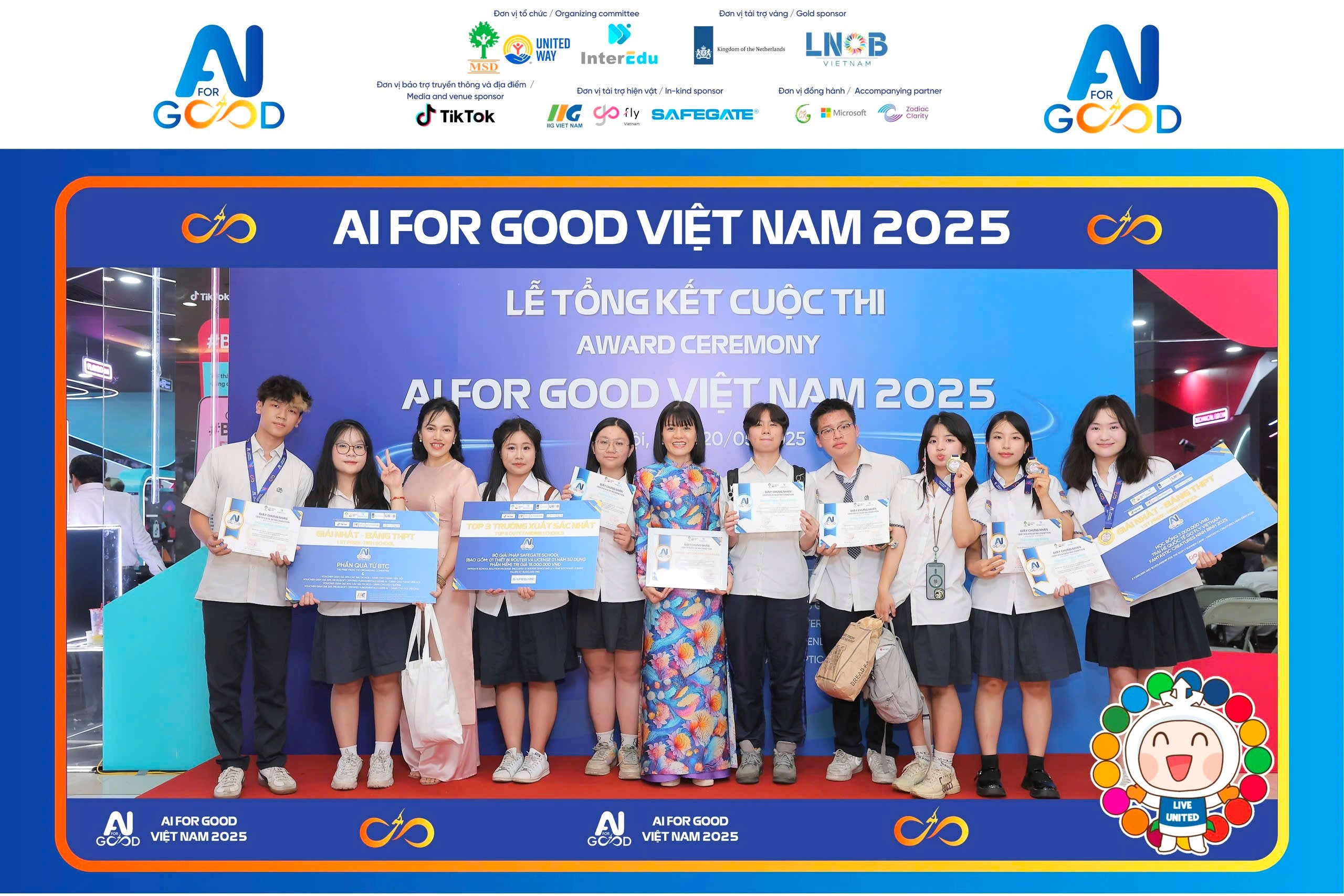 Học sinh Chu Văn An tỏa sáng tại “AI for Good Việt Nam 2025”: Khi công nghệ song hành cùng nhân văn